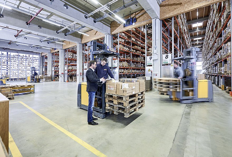 Warehousing & Logistics